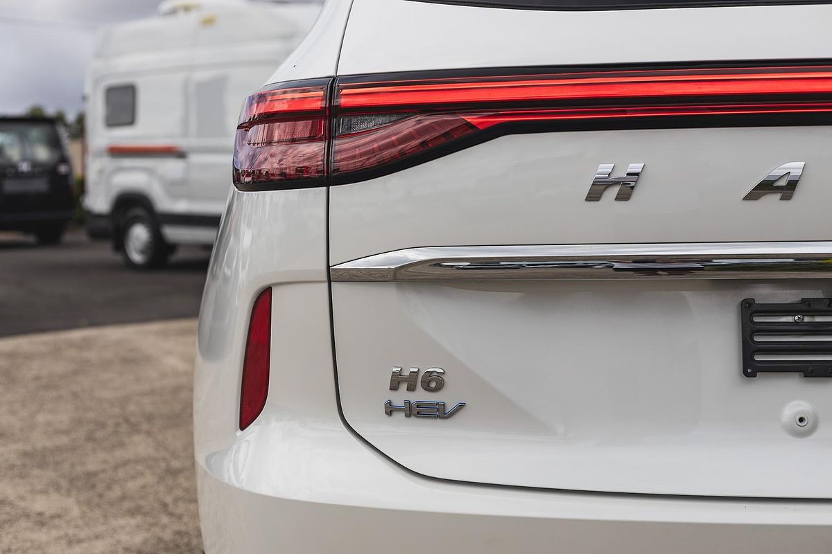 2022 GWM Haval H6 Lux Hybrid B01