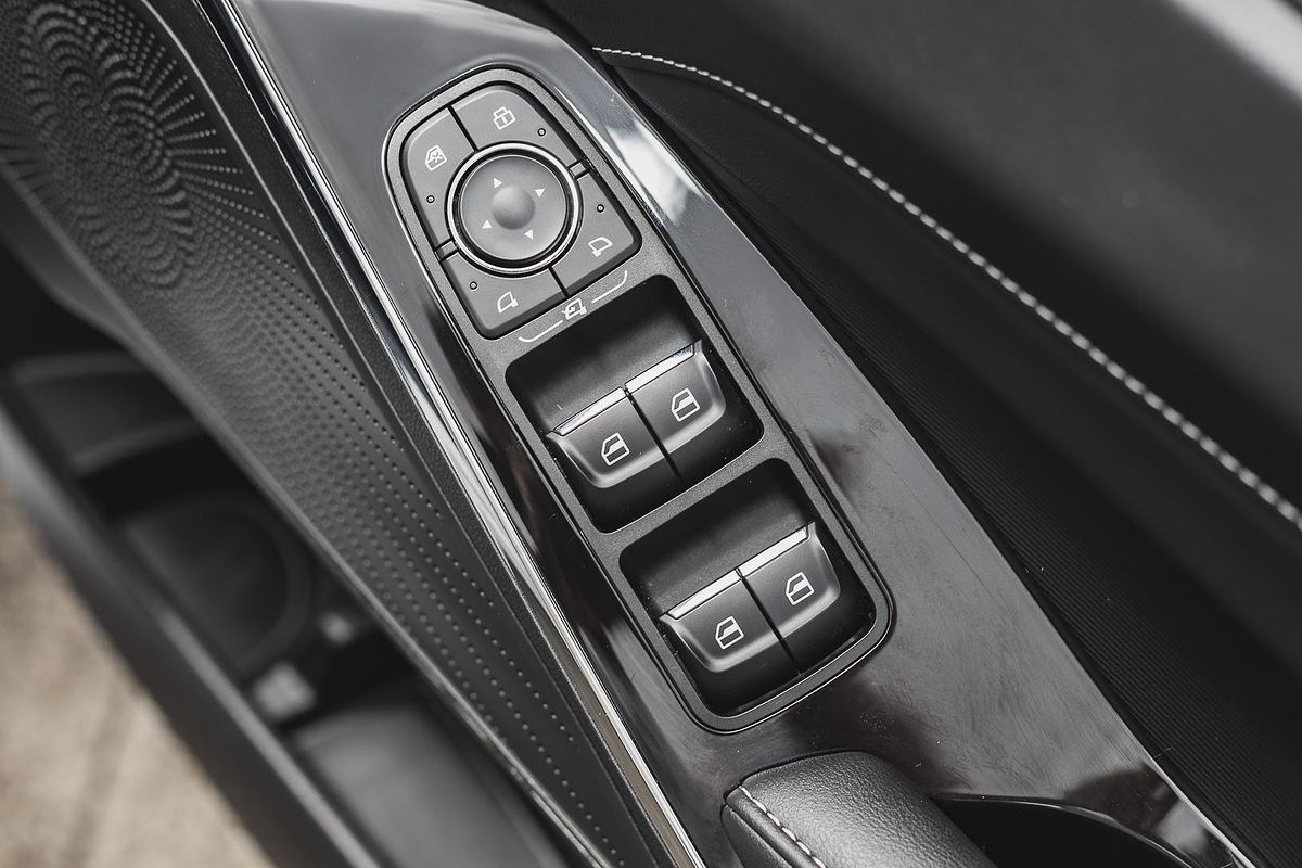 2022 GWM Haval H6 Lux Hybrid B01