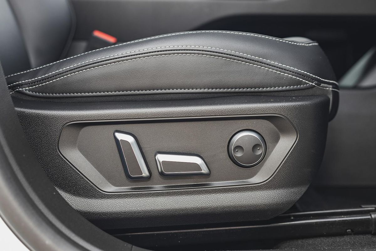 2022 GWM Haval H6 Lux Hybrid B01