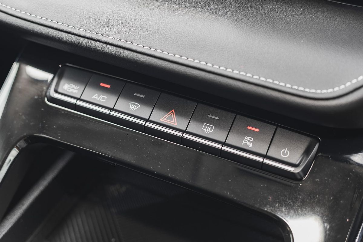 2022 GWM Haval H6 Lux Hybrid B01
