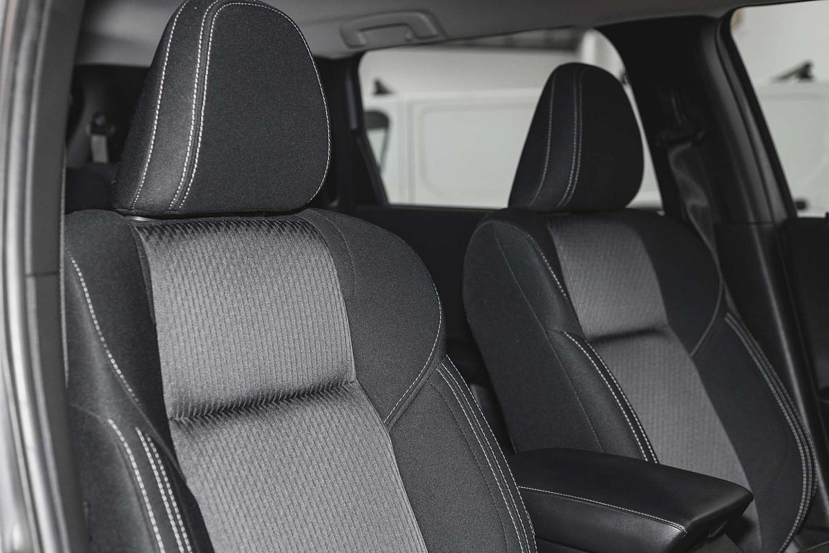 2023 Mitsubishi Outlander ES ZM