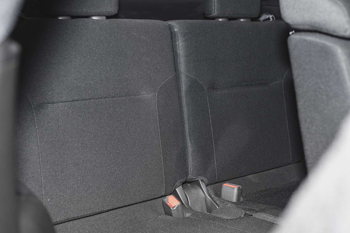 2023 Mitsubishi Outlander ES ZM