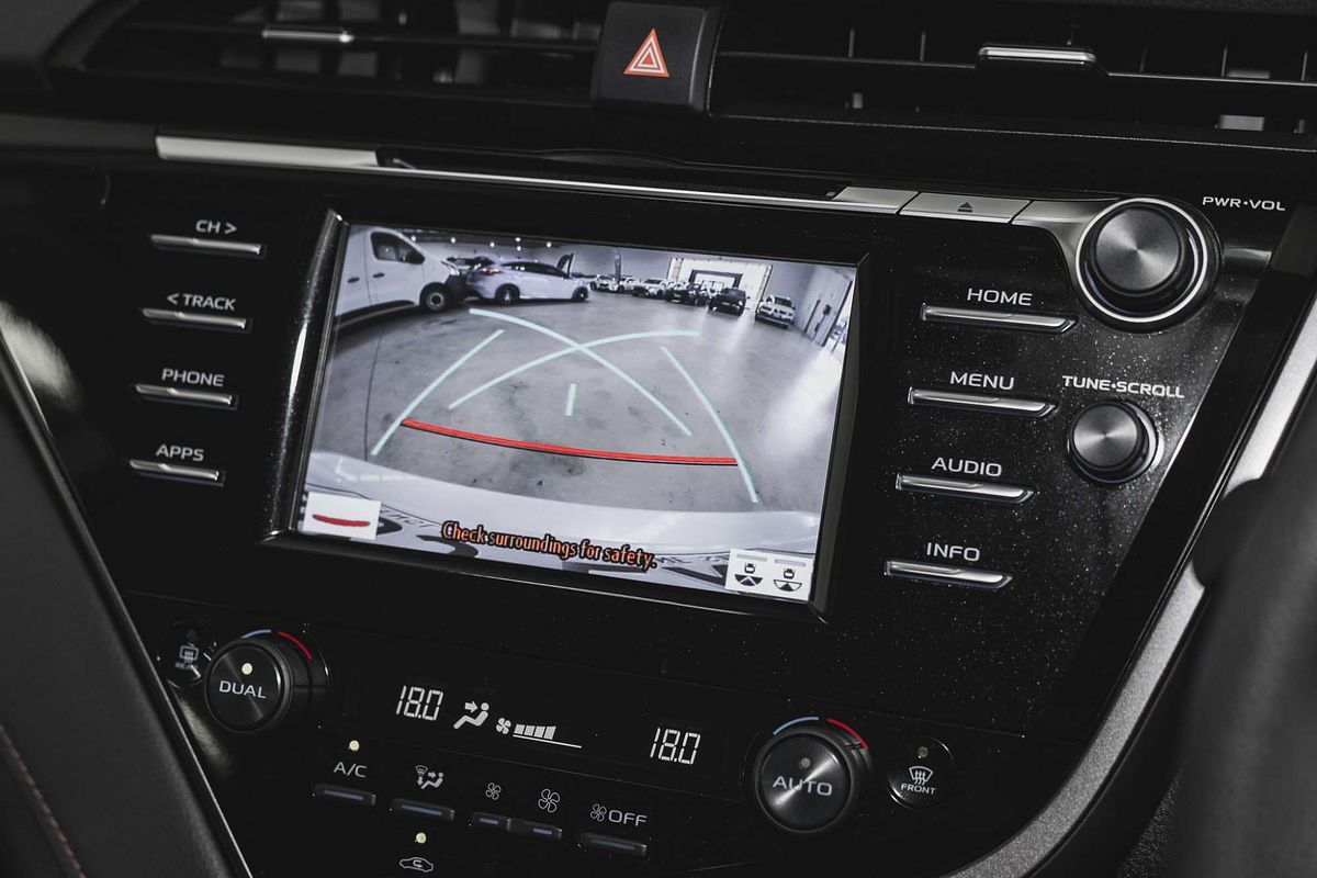 2020 Toyota Camry Ascent AXVH71R