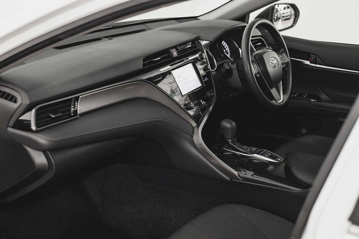 2020 Toyota Camry Ascent AXVH71R