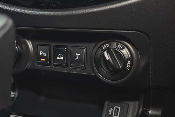 2023 Nissan Navara PRO-4X Warrior D23 4X4