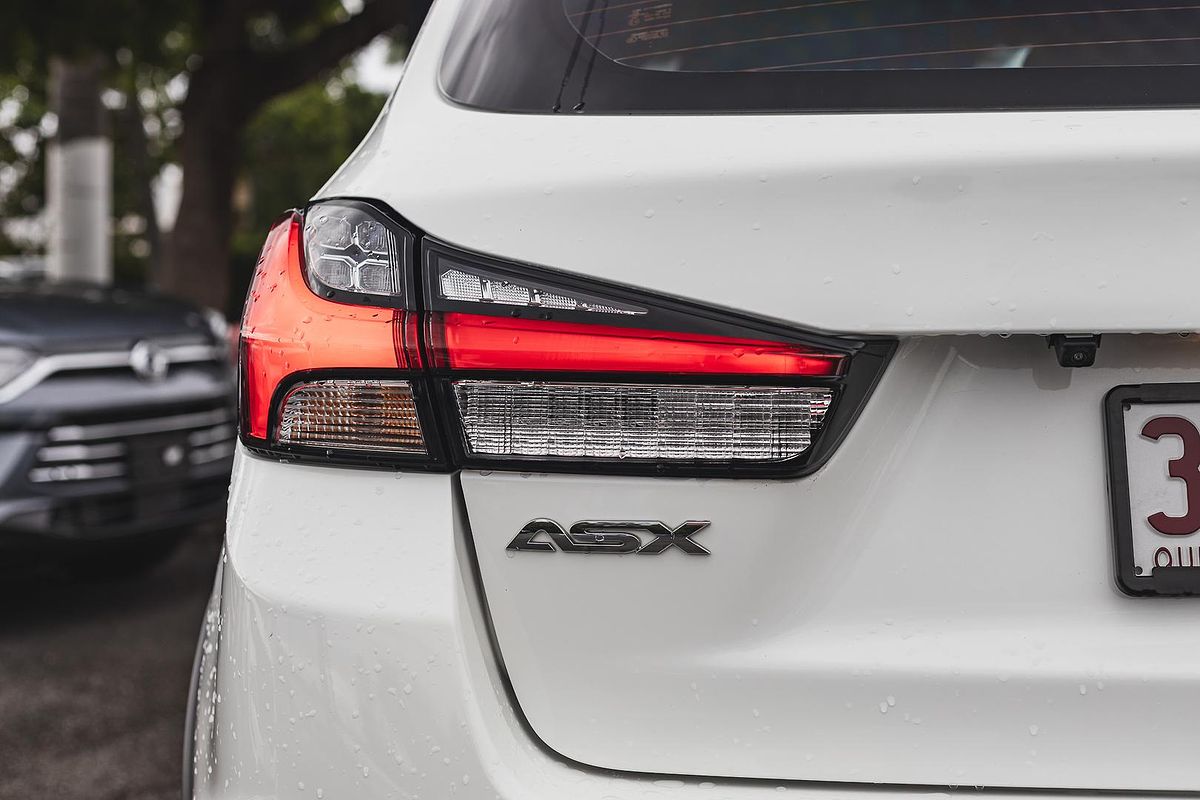 2022 Mitsubishi ASX ES XD