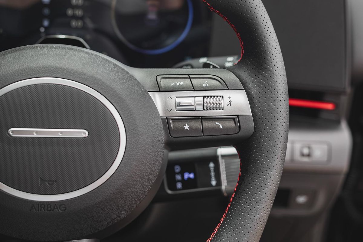 2024 Hyundai Kona Premium N Line SX2.V2