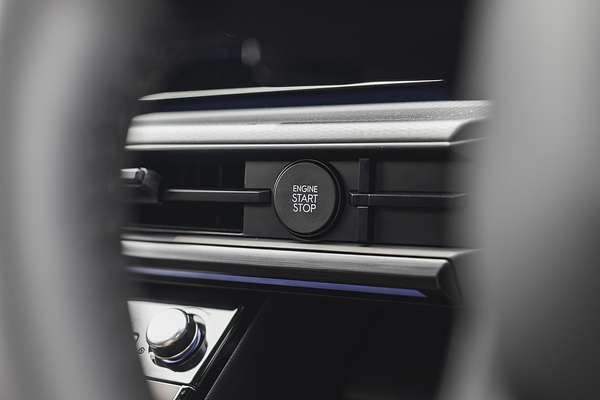 2024 Hyundai Santa Fe Hybrid Calligraphy MX5.V1