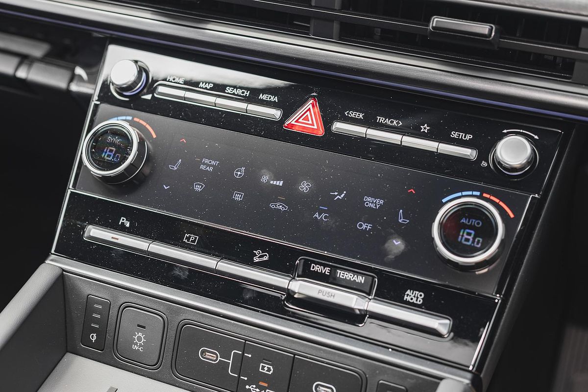 2024 Hyundai Santa Fe Hybrid Calligraphy MX5.V1