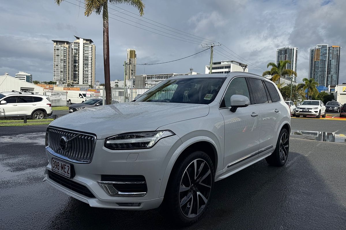 2023 Volvo XC90 Ultimate B6 Bright