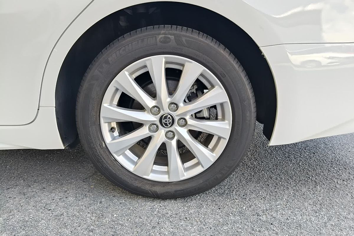2019 Toyota Camry Ascent Sport AXVH71R