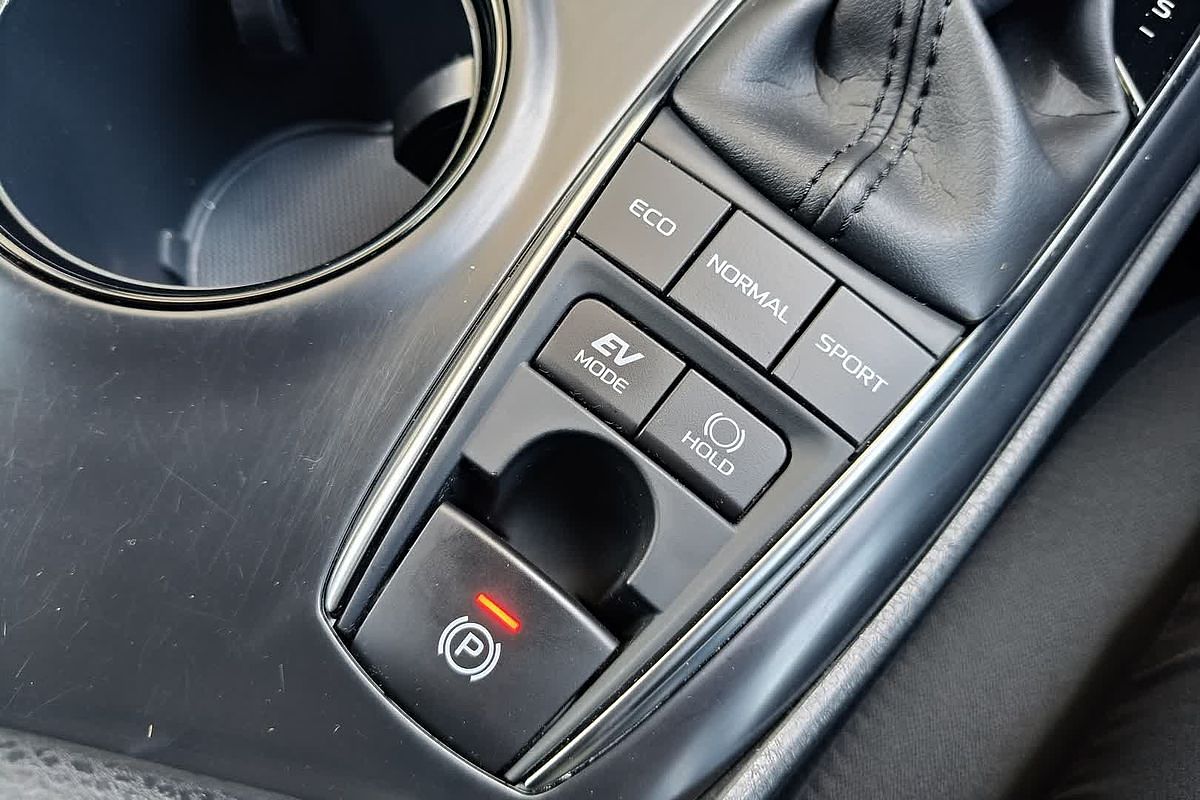 2019 Toyota Camry Ascent Sport AXVH71R