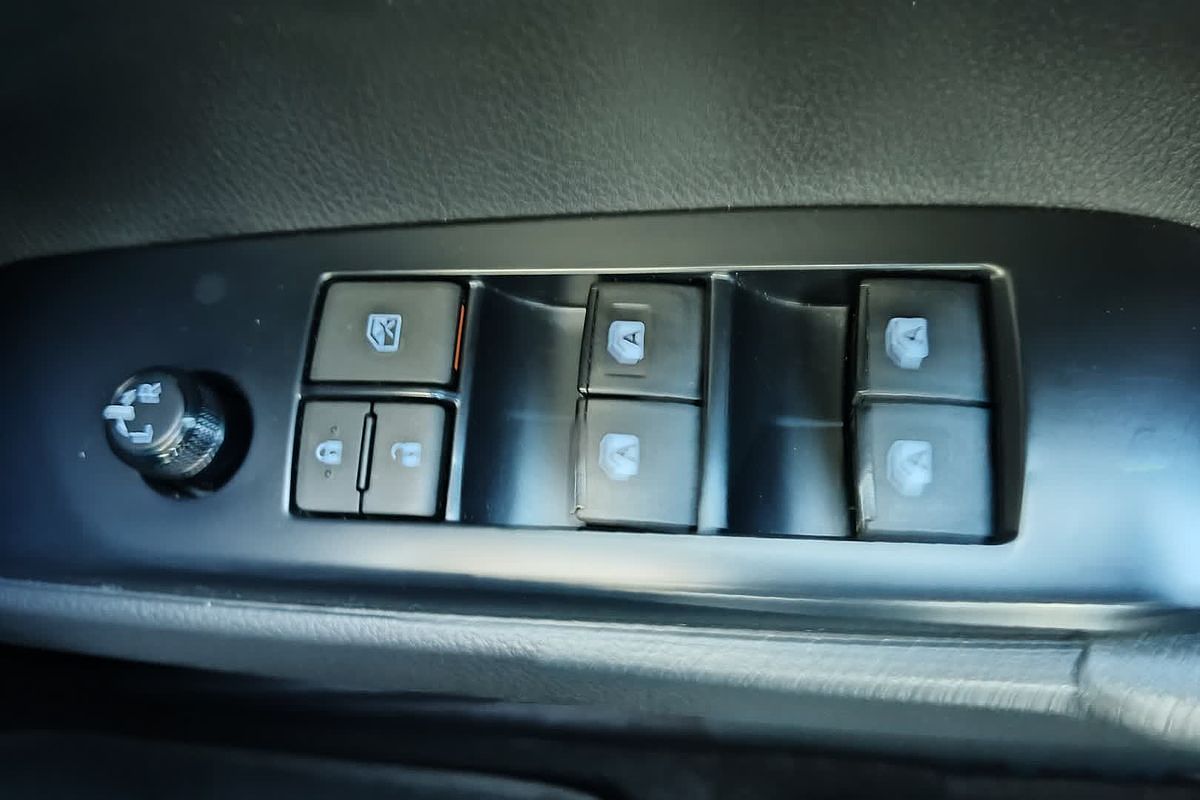 2019 Toyota Camry Ascent Sport AXVH71R