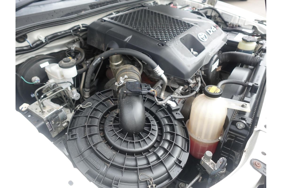 2013 Toyota Hilux SR KUN26R 4X4