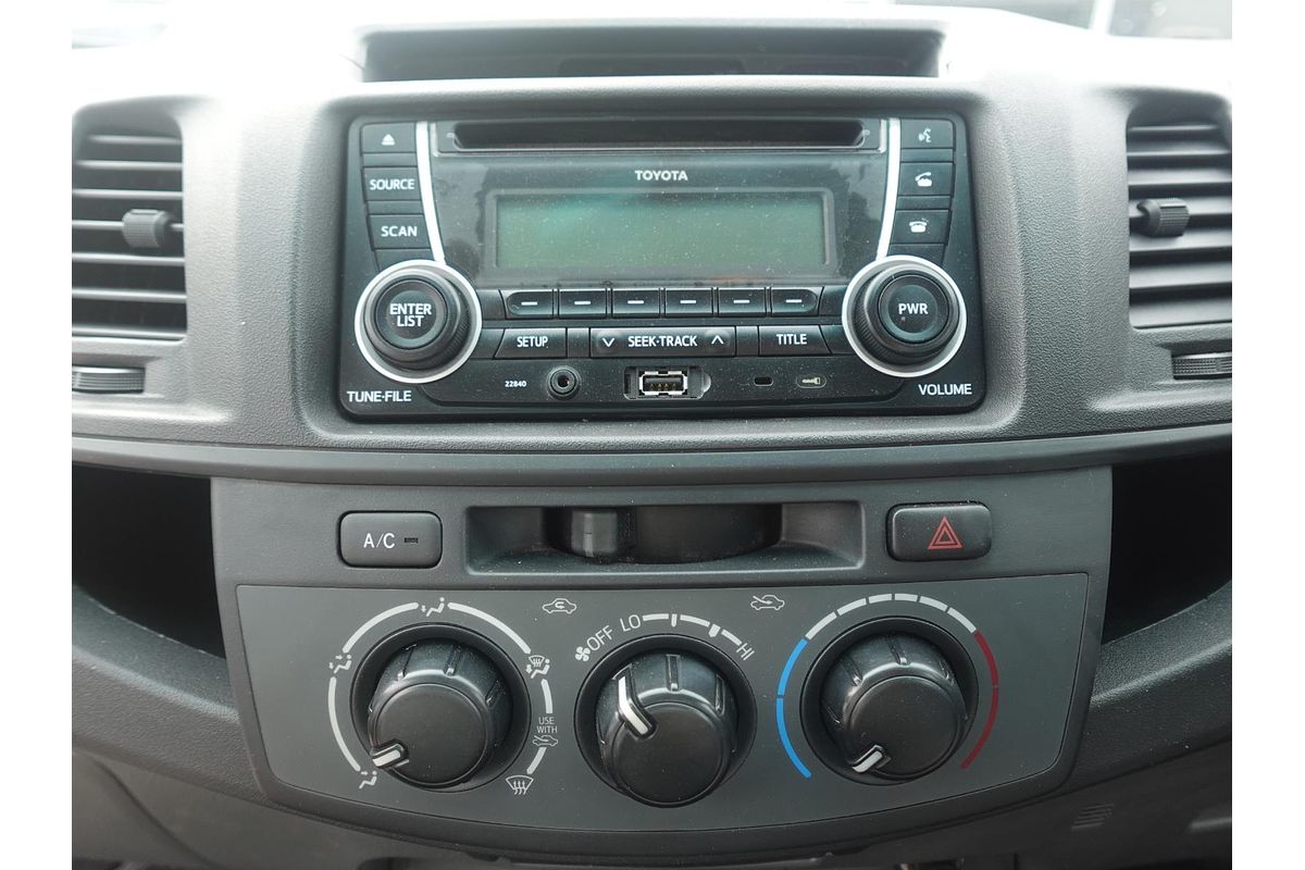 2013 Toyota Hilux SR KUN26R 4X4