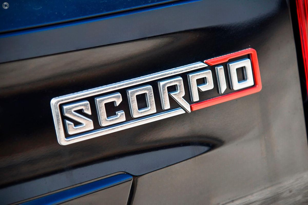 2025 Mahindra Scorpio Z8L