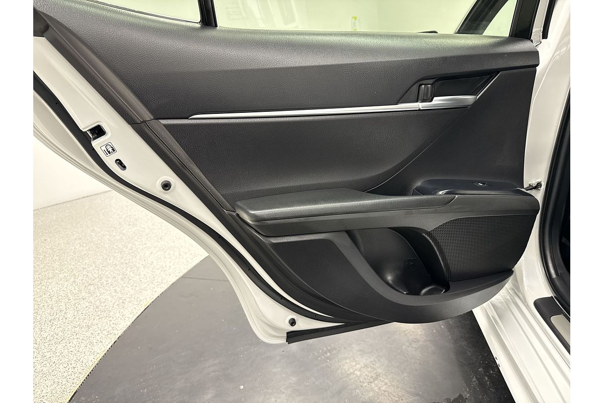2020 Toyota Camry Ascent Sport AXVH71R