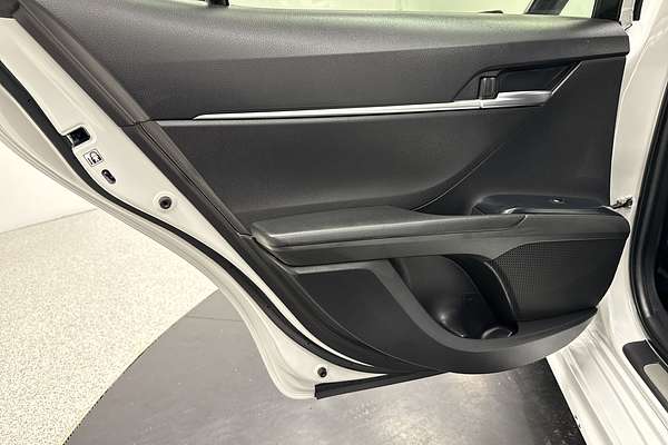 2020 Toyota Camry Ascent Sport AXVH71R