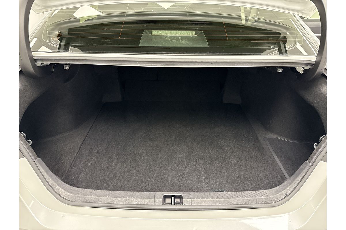 2020 Toyota Camry Ascent Sport AXVH71R