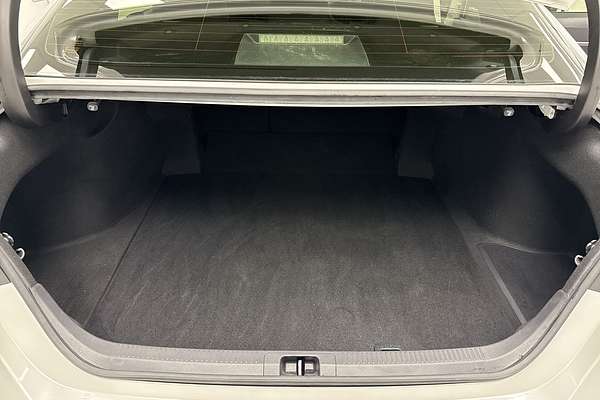 2020 Toyota Camry Ascent Sport AXVH71R