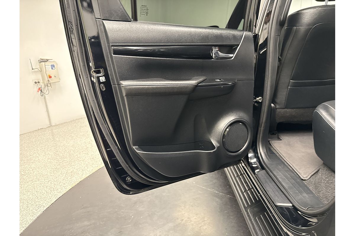 2019 Toyota Hilux Rogue GUN126R 4X4