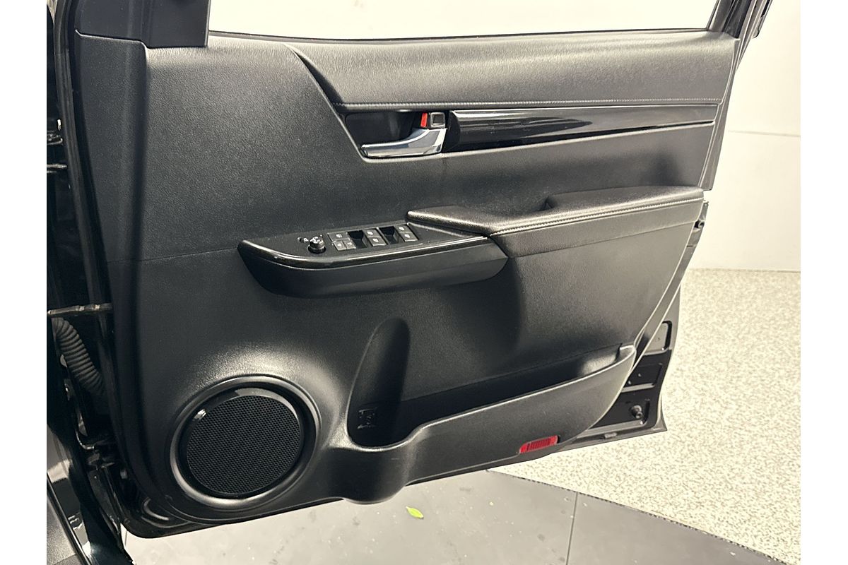 2019 Toyota Hilux Rogue GUN126R 4X4