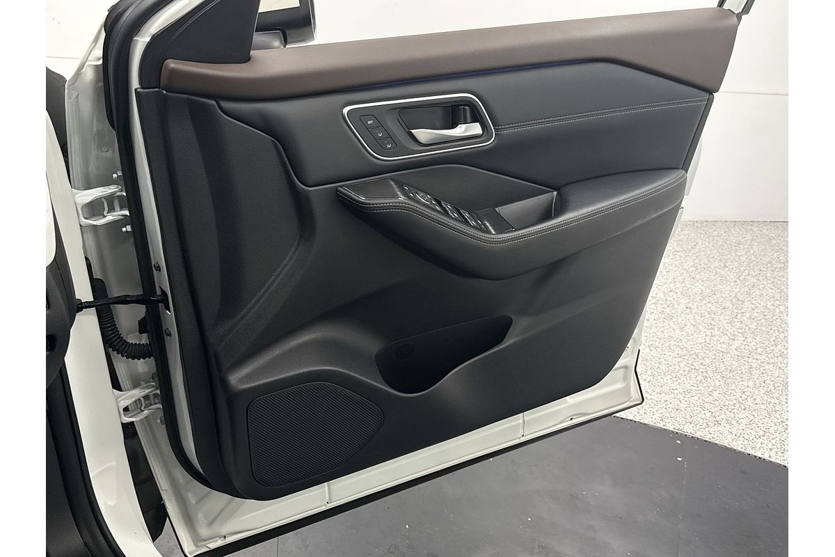 2024 Nissan X-TRAIL Ti-L T33