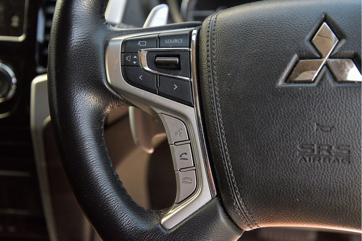 2021 Mitsubishi Triton GSR MR 4X4