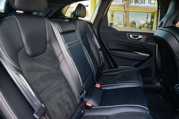 2018 Volvo XC60 T6 R-Design