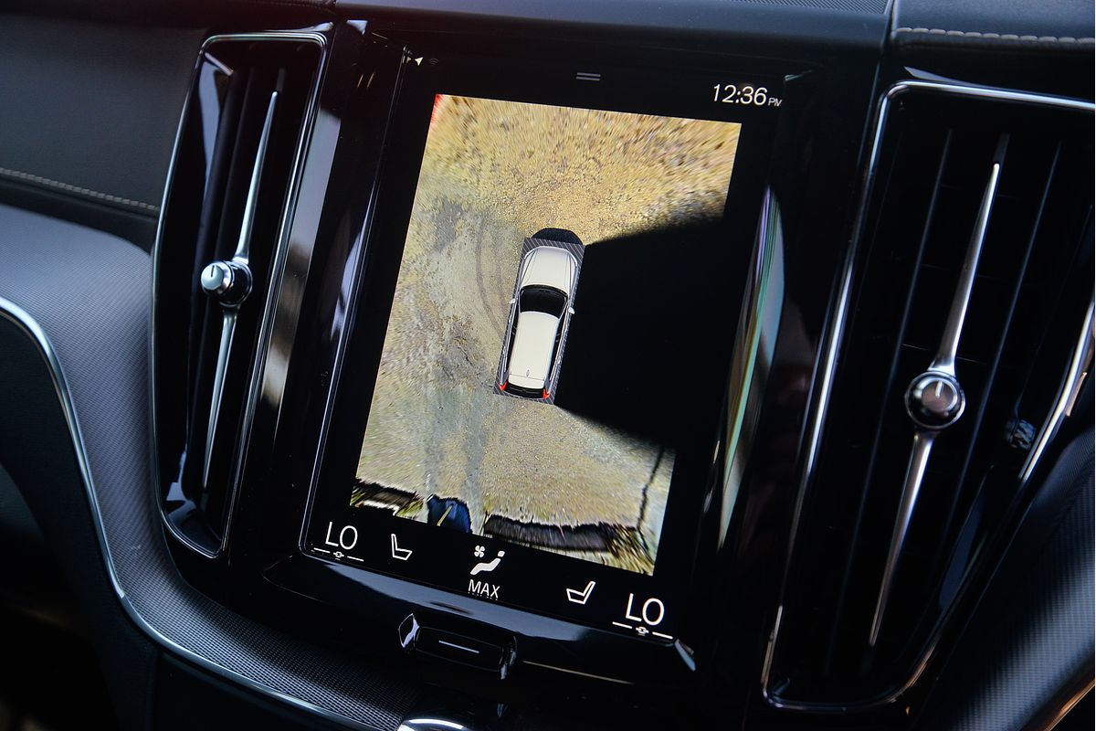 2018 Volvo XC60 T6 R-Design