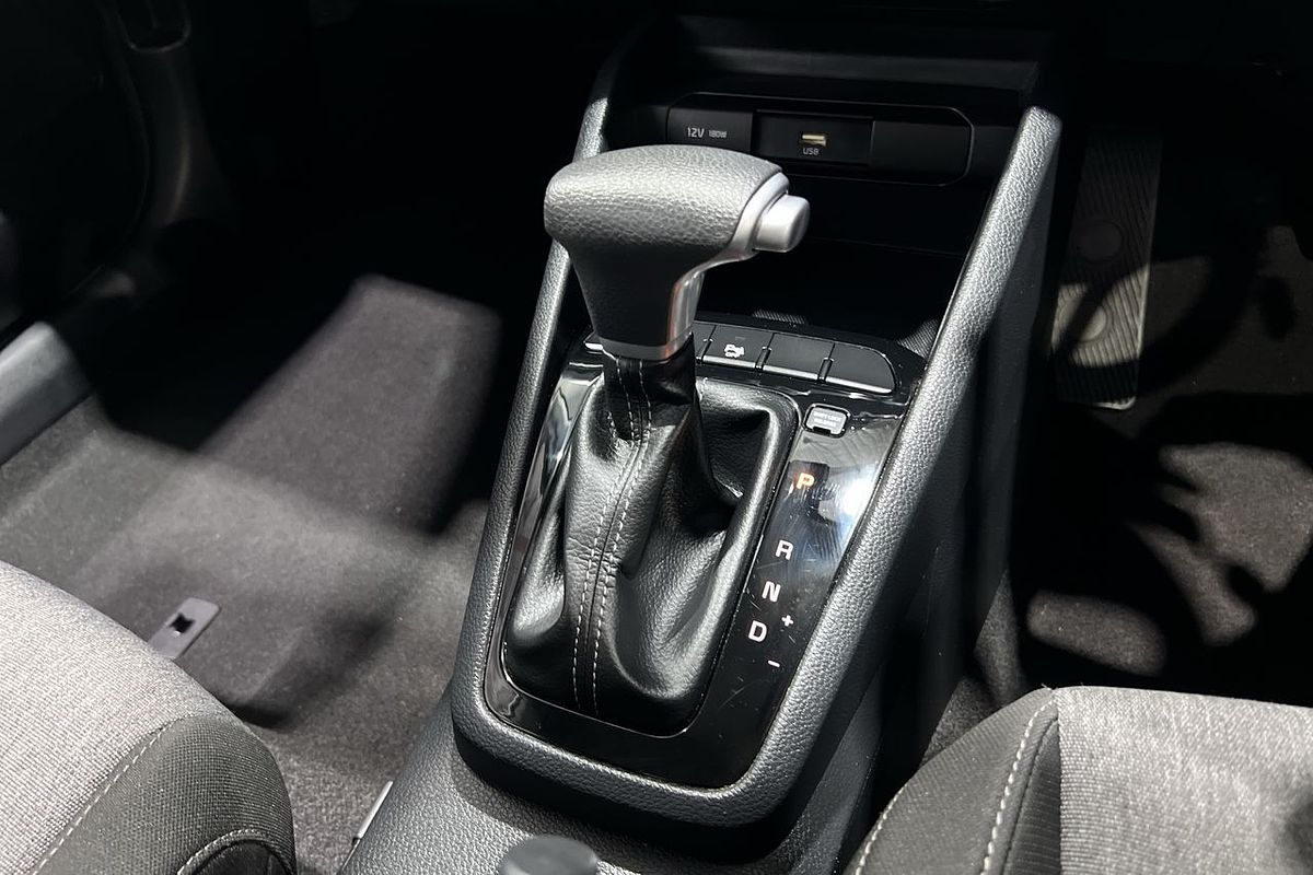 2022 Kia Stonic S YB