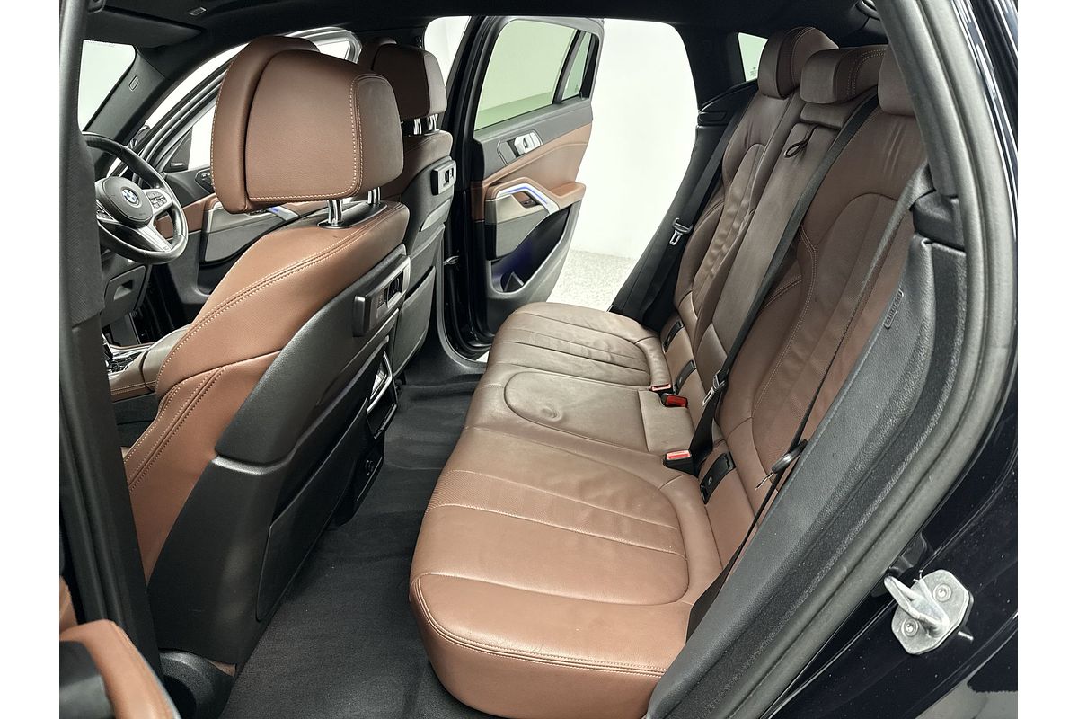 2020 BMW X6 xDrive40i M Sport G06