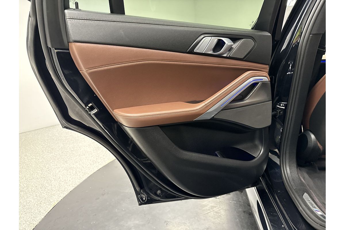 2020 BMW X6 xDrive40i M Sport G06