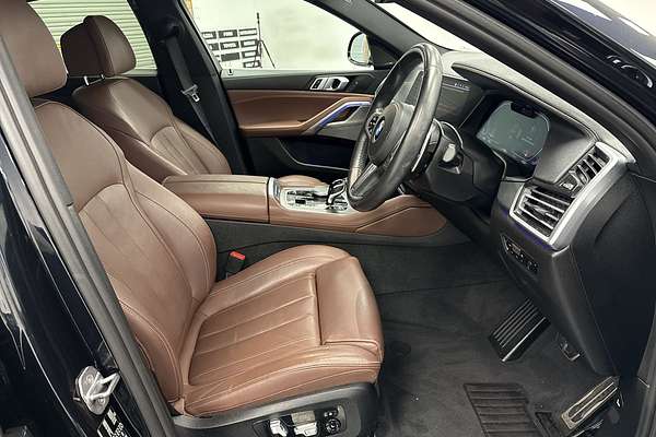 2020 BMW X6 xDrive40i M Sport G06