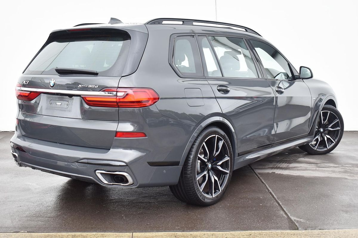 2022 BMW X7 xDrive30d G07