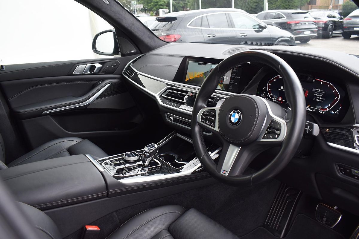 2022 BMW X7 xDrive30d G07