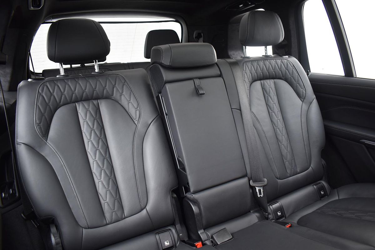 2022 BMW X7 xDrive30d G07