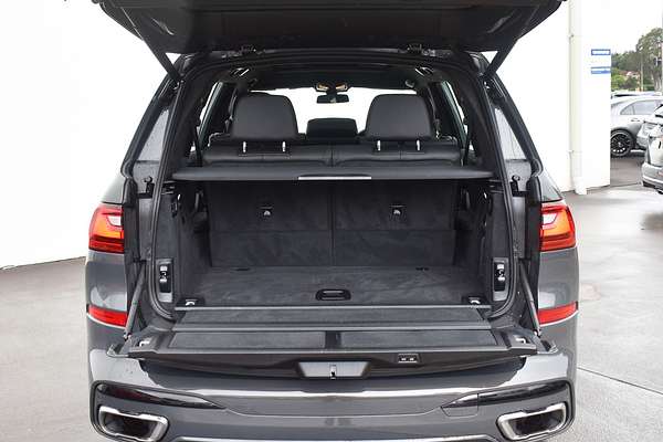 2022 BMW X7 xDrive30d G07