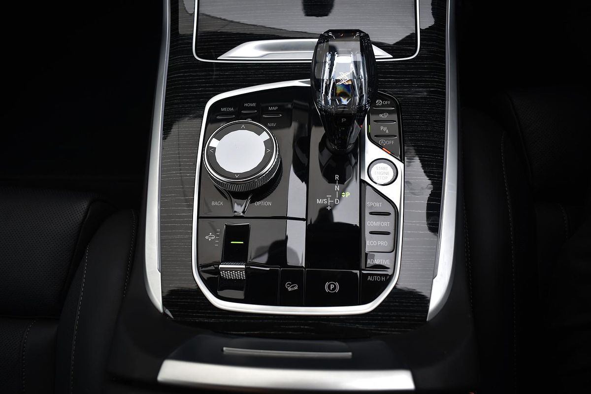 2022 BMW X7 xDrive30d G07