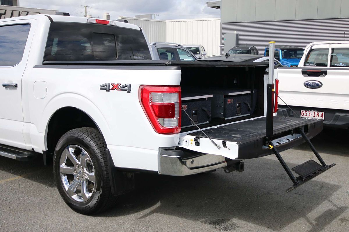 2023 Ford F-150 Lariat 4X4 SWB