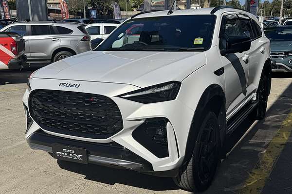 2025 Isuzu MU-X X-TERRAIN