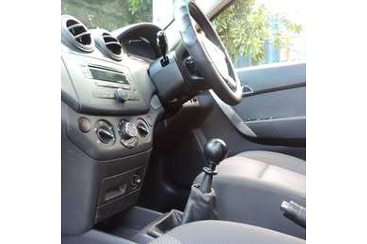 2009 Holden BARINA