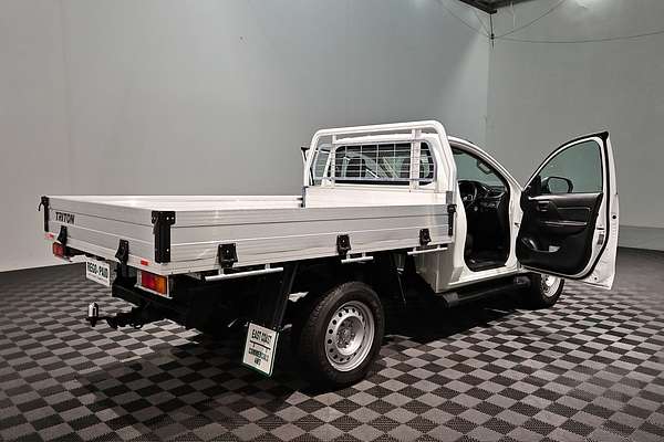 2023 Mitsubishi Triton GLX MR 4X4