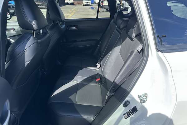 2023 Toyota Corolla Cross Atmos MXGA10R