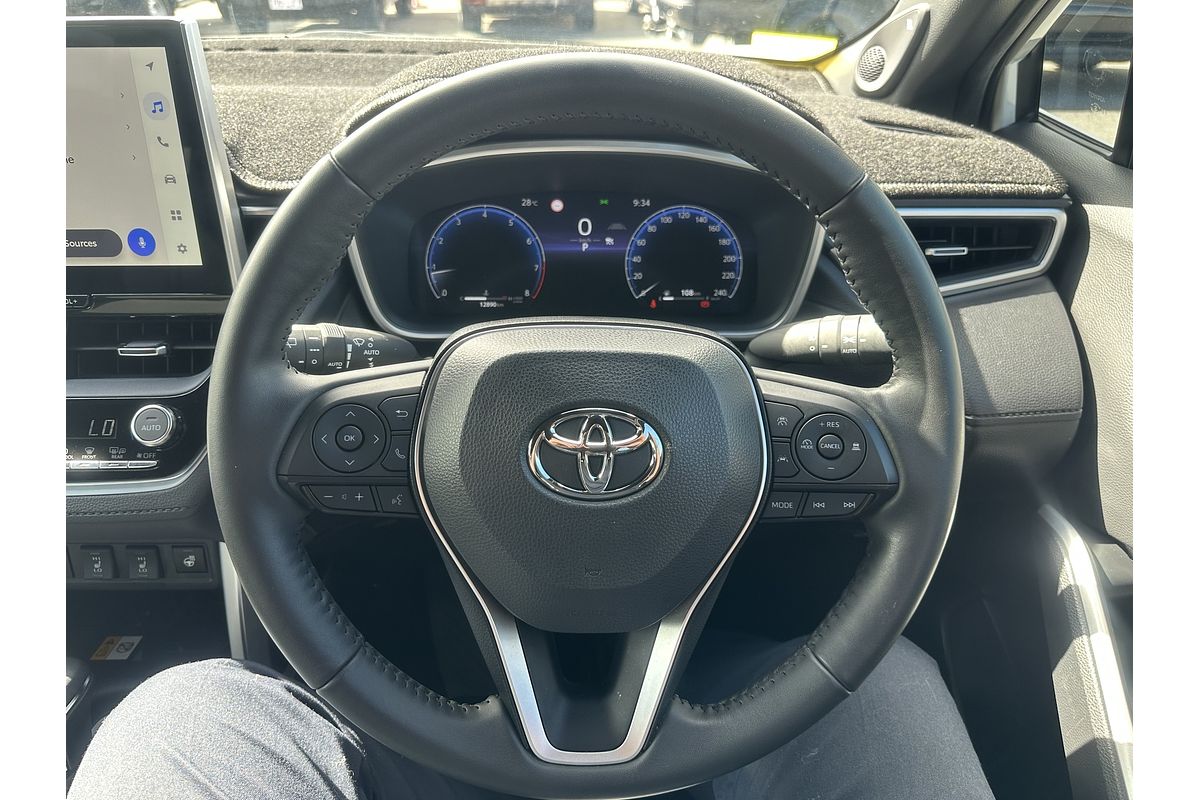 2023 Toyota Corolla Cross Atmos MXGA10R