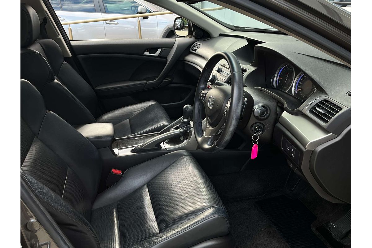 2010 Honda Accord VTi-L 8th Gen