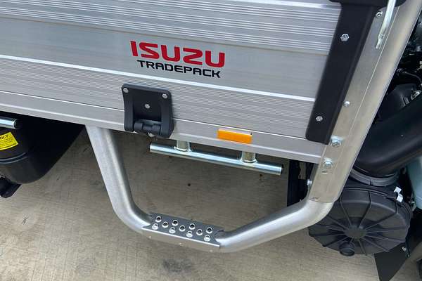 2024 Isuzu N Series NPR 45/55-155 Mwb Amt Trade Pack Premium 4x2