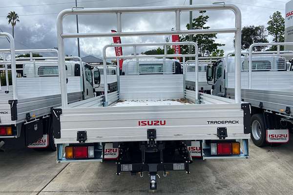 2024 Isuzu N Series NPR 45/55-155 Mwb Amt Trade Pack Premium 4x2