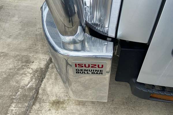 2024 Isuzu N Series NPR 45/55-155 Mwb Amt Trade Pack Premium 4x2