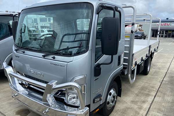 2024 Isuzu N Series NPR 45/55-155 Mwb Amt Trade Pack Premium 4x2